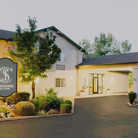 Creekside Inn & Suites Уиллитс Экстерьер фото